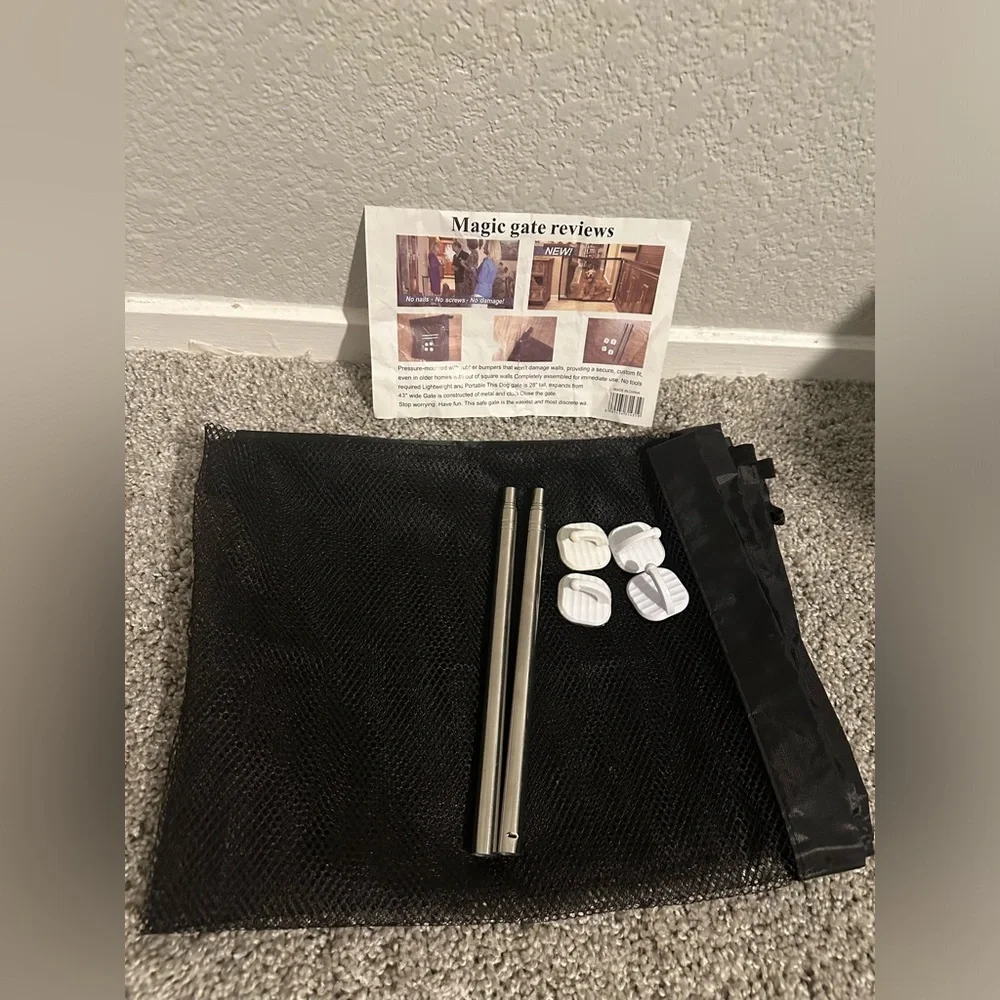Magic Gate For Dogs 28” tall, expands 46”wide, Used For A Week, Great Condition.